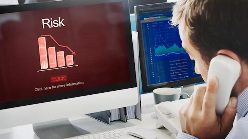 Combating supply chain risks